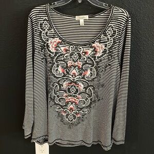 Women’s Dress Barn Top